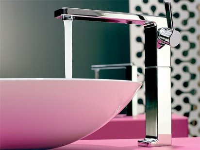 MAGENTA CONSTRUCCIONES. Rehabilitacion Fachadas. Restauracion integral edificios. Impermeabilizacion cubiertas. Refuerzo estructural. Vest&iacute;bulos. Escaleras. Patios interiores. Pintura fachadas en altura. Pintura Viviendas particulares (pisos, casas. Pintura decorativa. Pintura Comunidades. Pintura Plantas Industriales, Colegios, Parkings, Locales y Oficinas. Pintura muros interiores y exteriores. Suelos. Rejas. Instalaciones electricas. Electricidad. Luz. Fontaneria. Agua. Gas. Clima. Climatizacion. Aire acondicionado. Calefacci&oacute;n. Mantenimiento. Construcci&oacute;n. Obra nueva. Reformas de interiores: ba&ntilde;os, cocinas, pintura, electricidad, fontaner&iacute;a. MAGENTA CONSTRUCCIONES Y REFORMAS SL. Dise&ntilde;o: 